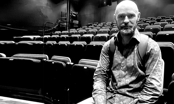 Cathal Roche Perf 4 b w